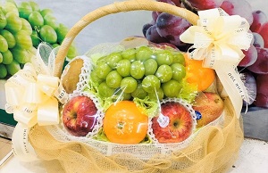 Mua giỏ hoa quả biếu tết tại Ngọc Châu fruits