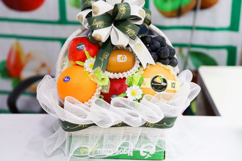 Mua giỏ trái cây